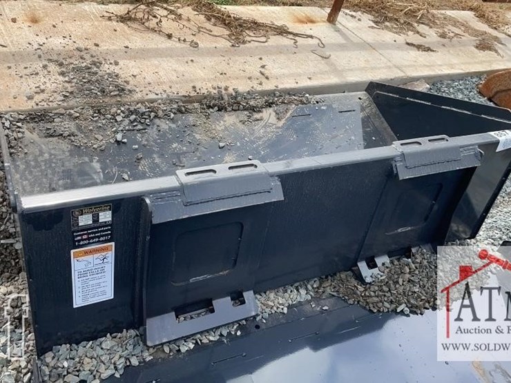 new-wolverine-66"-track-duty-bucket-image-2