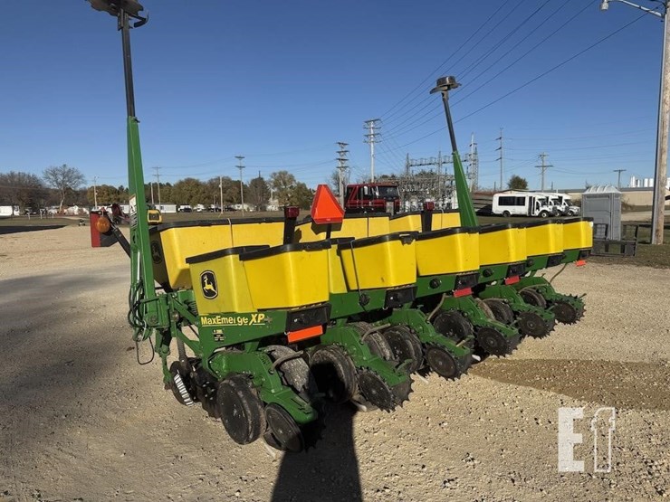 2005-john-deere-1750-image-8