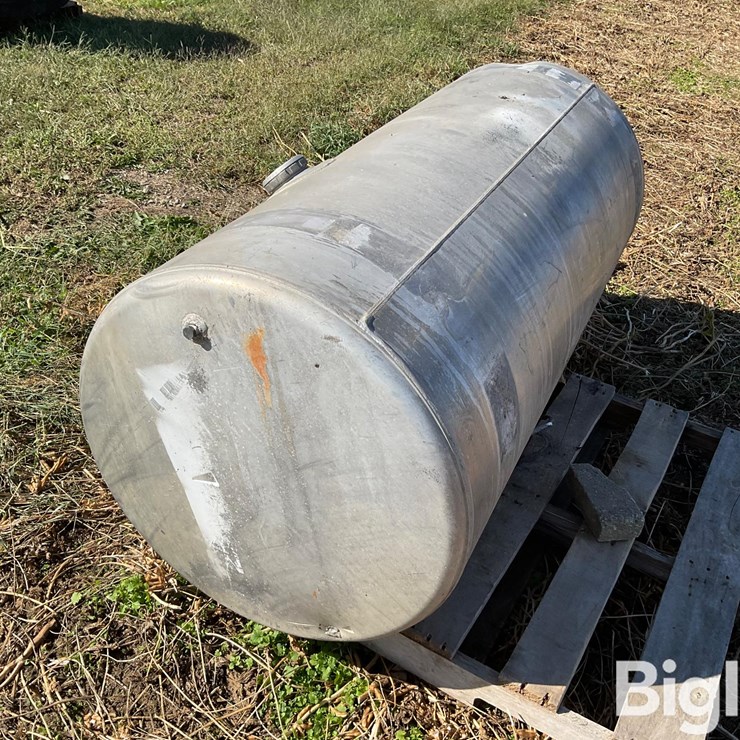 1991 Freightliner 140-Gal Fuel Tank