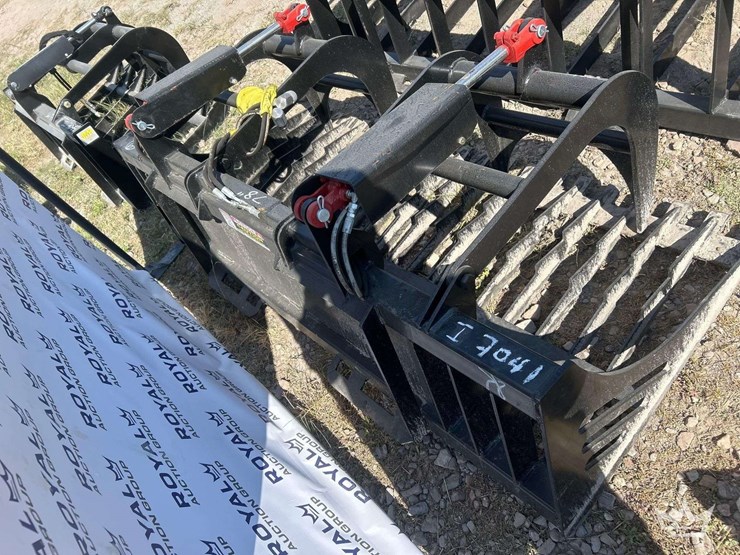 78in-dual-cylinder-brush-grapple-skid-steer-attachment-image-3