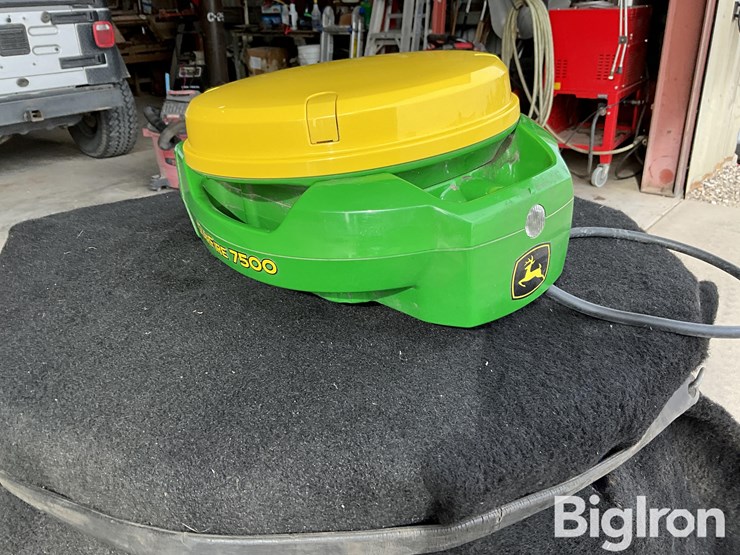 john-deere-7500-image-3