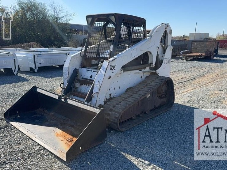 2008-bobcat-t300-image-1