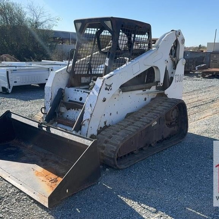 2008 BOBCAT T300