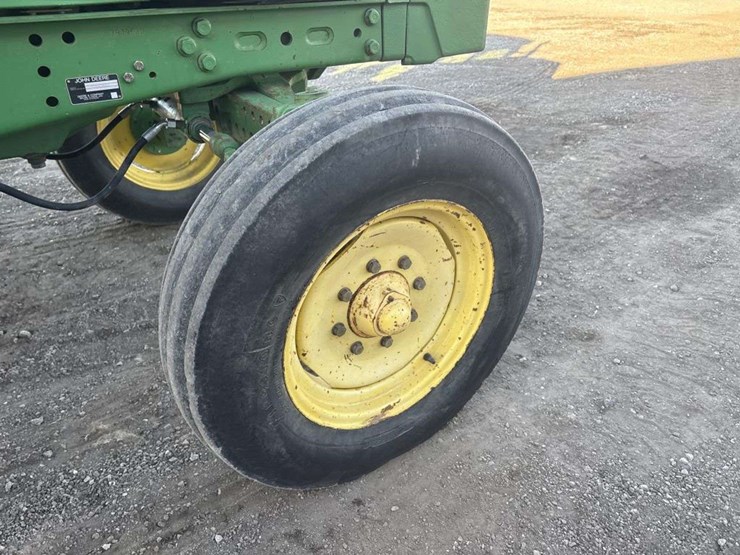 john-deere-6415-image-12