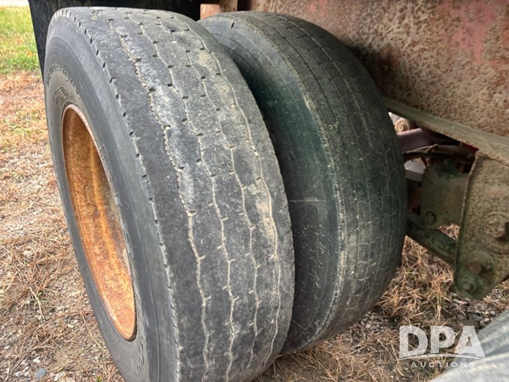 1994-great-dane-trailer-image-28