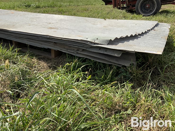 perforated-grain-bin-flooring-image-9