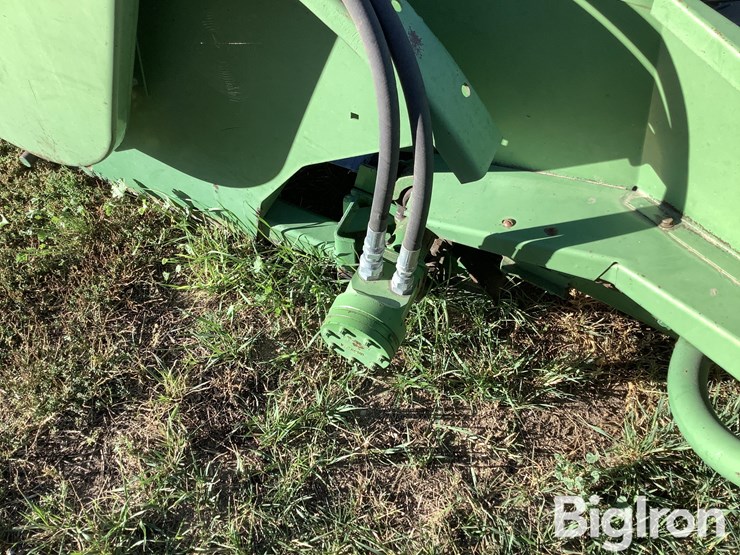 john-deere-212-image-10