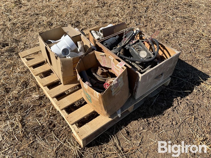 pallet-of-misc-plumbing-supplies-image-7