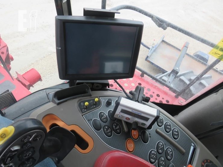 2013-case-ih-7230-image-14