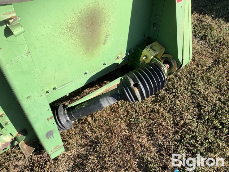 john-deere-212-image-11