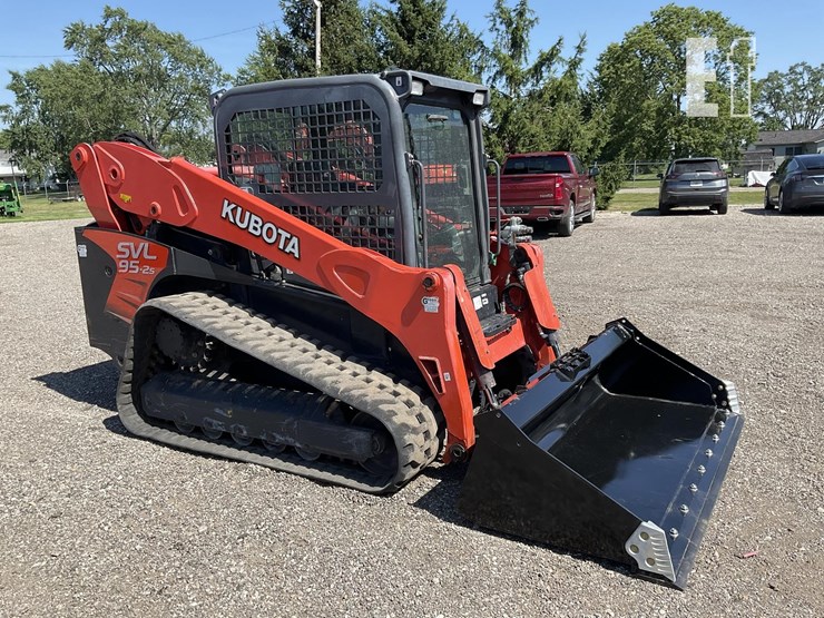 2020-kubota-svl95-2s-image-8