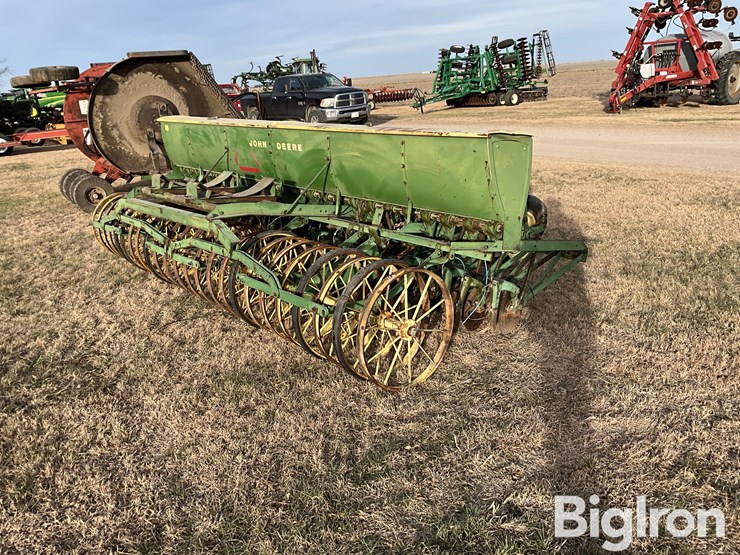 john-deere-14-image-5