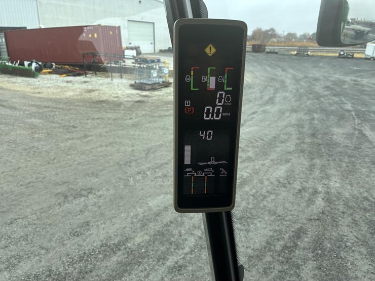 2013-john-deere-s670-image-98