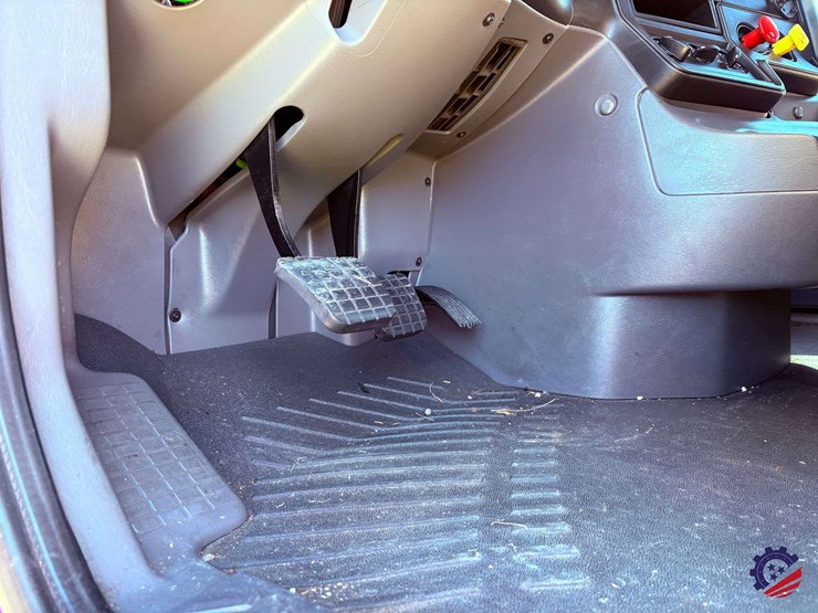 2017-international-prostar-image-74