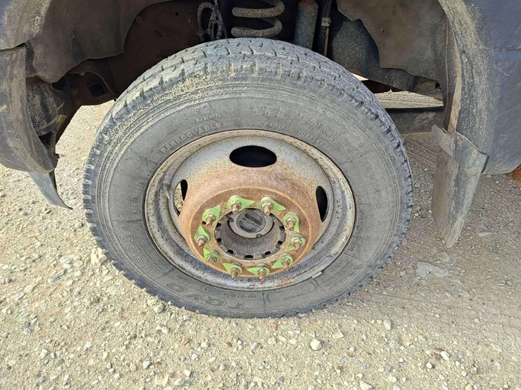 2017-ford-f550-image-61