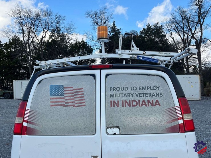 2012-chevrolet-express-van-image-25