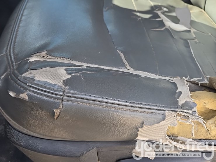 2014-dodge-service-truck-image-81