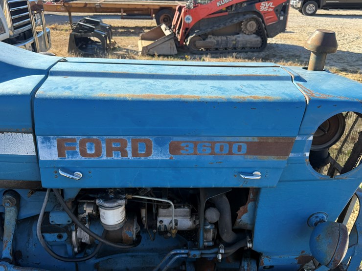 ford-3600-image-14