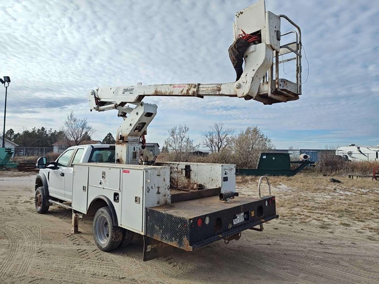 2017-ford-f550-image-4