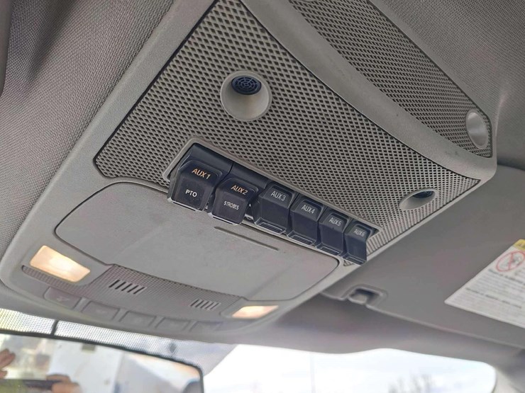 2019-ford-f550-image-53