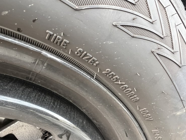 2024-ford-explorer-image-17