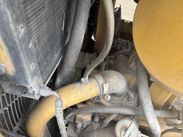 2001-caterpillar-d6r-lgp-image-21