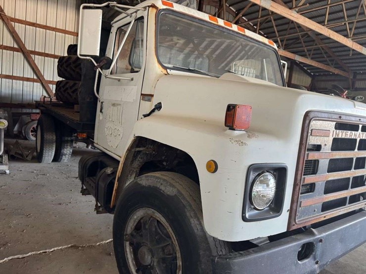 1982-international-1854-image-4