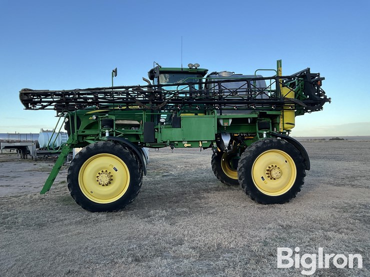 2010-john-deere-4830-image-8