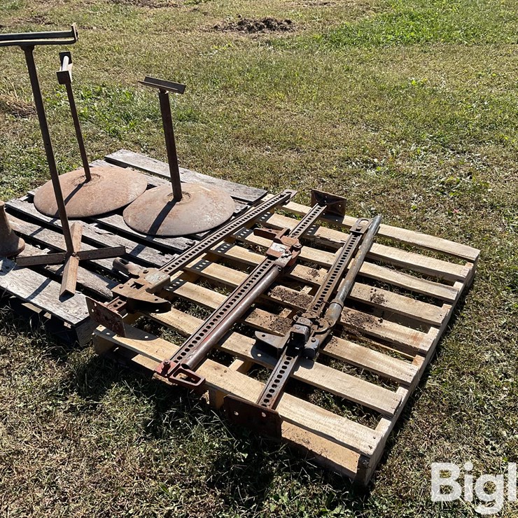High Lift Farm Jack/Deadman Lot