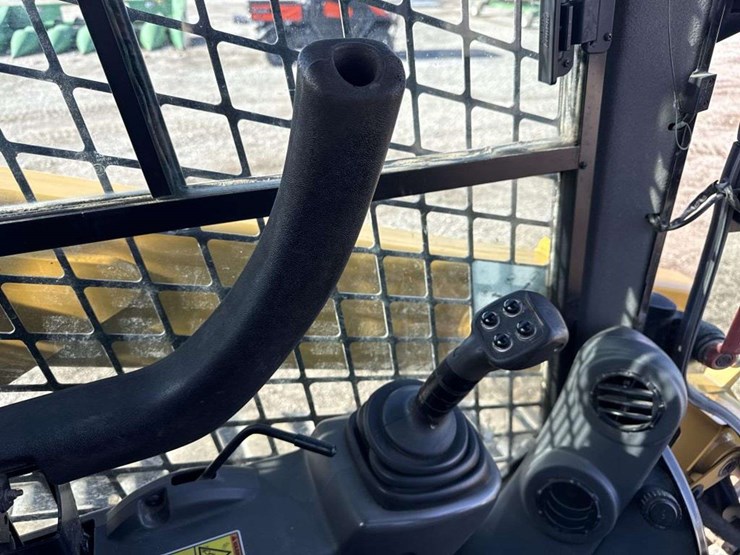 caterpillar-289d-image-25