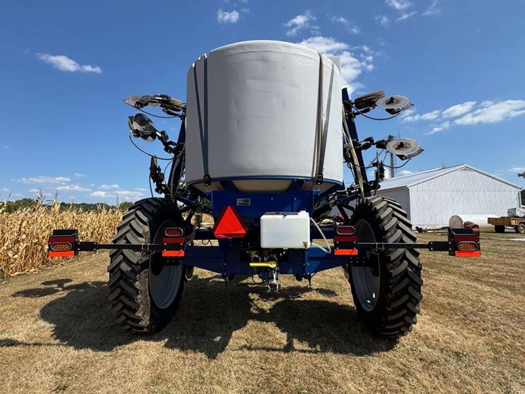 2023-blue-jet-at4615-applicator-image-3