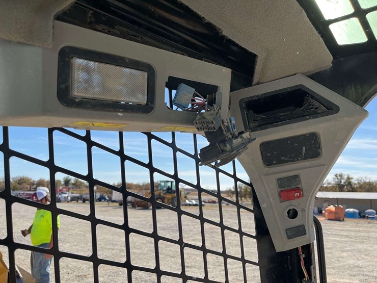 2019-caterpillar-289d3-image-14