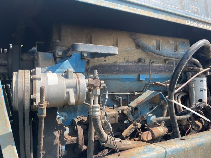 1991-versatile-876-image-19