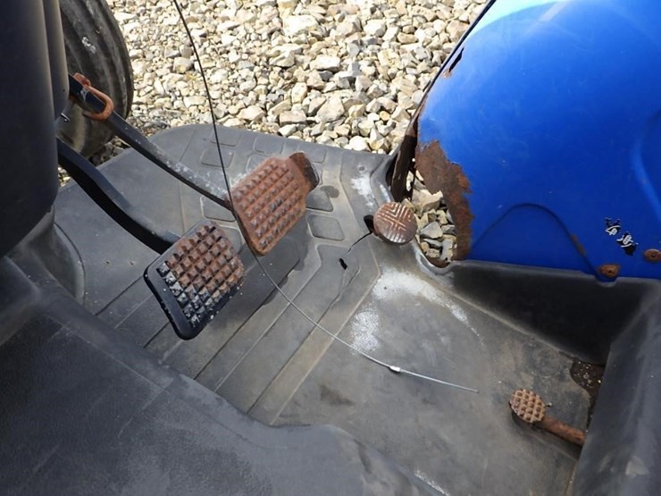 new-holland-tn60a-image-22