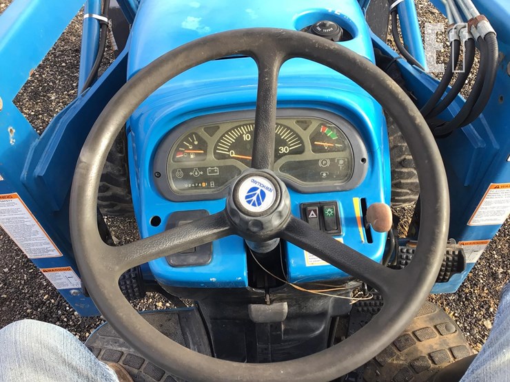 1999-new-holland-tc33d-image-15