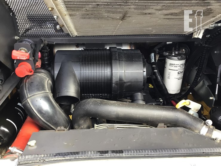 2023-new-holland-c345-image-21