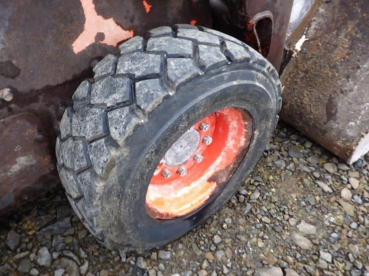 kubota-ssv65-image-31