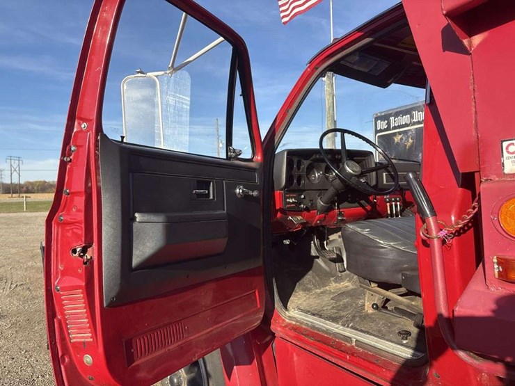 1985-gmc-7000-image-41