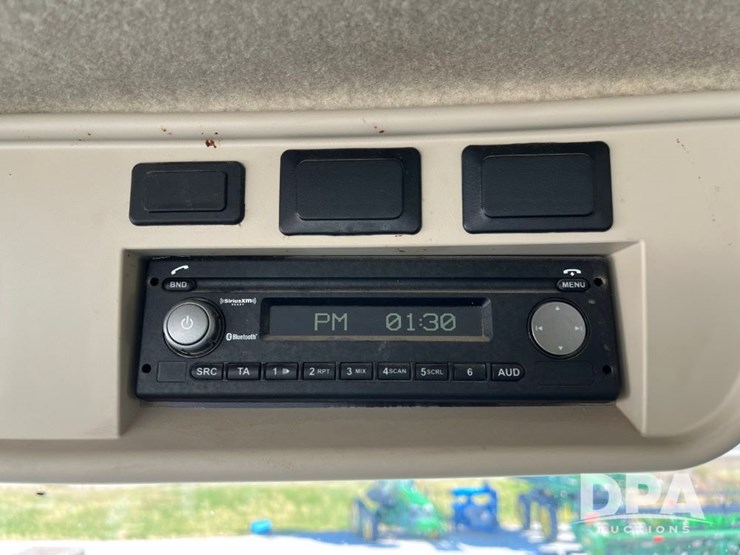 2019-john-deere-r4038-image-80