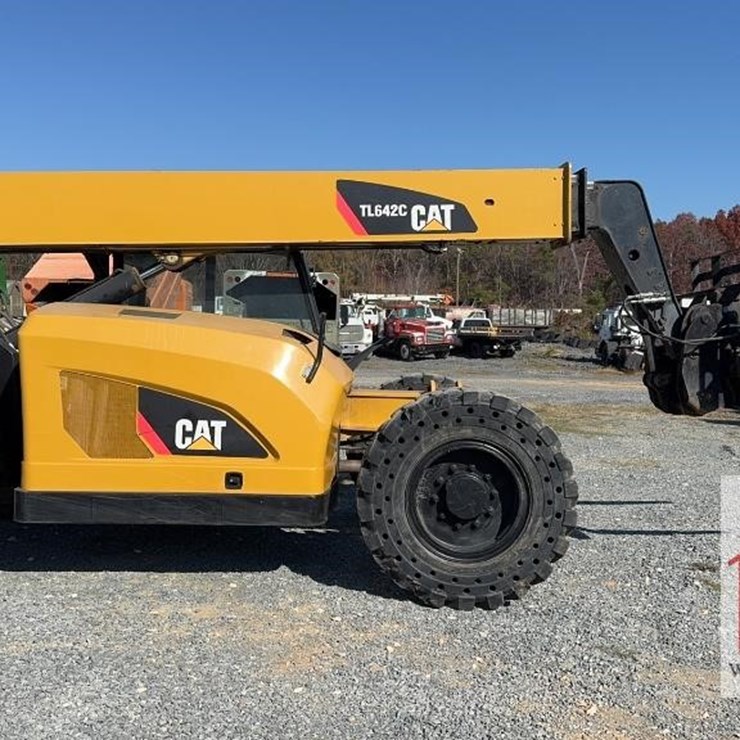 CATERPILLAR TL642C