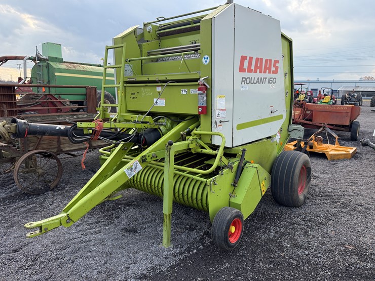 claas-rollant-160-image-1