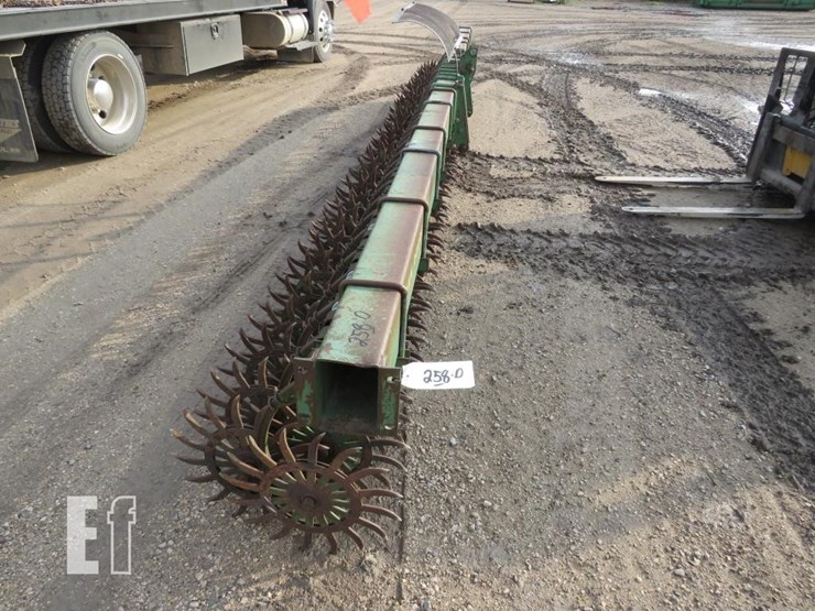 john-deere-400-image-2