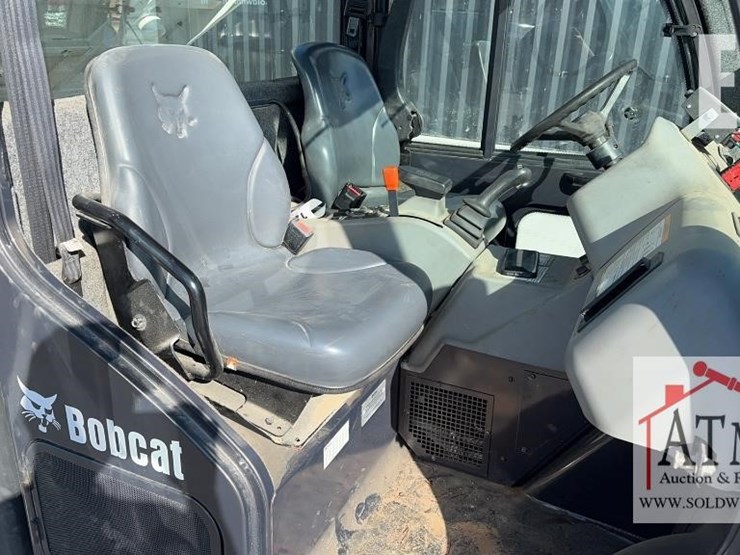bobcat-toolcat-5600-image-18
