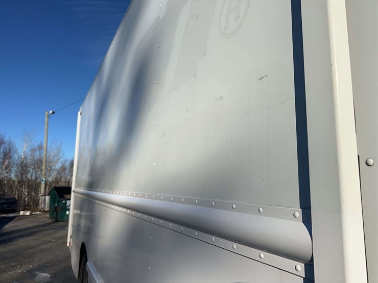 2008-freightliner-mt45-image-15