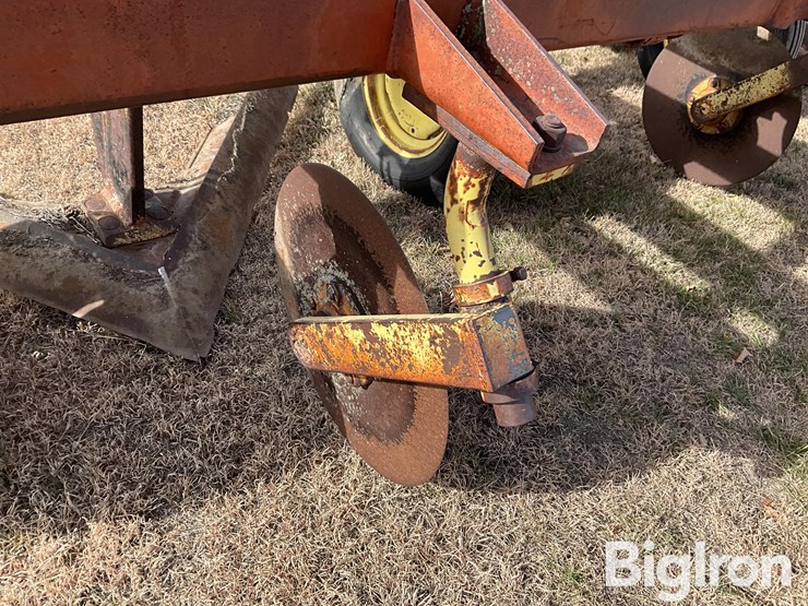 bush-hog-bh-18-plow-sweep-image-20