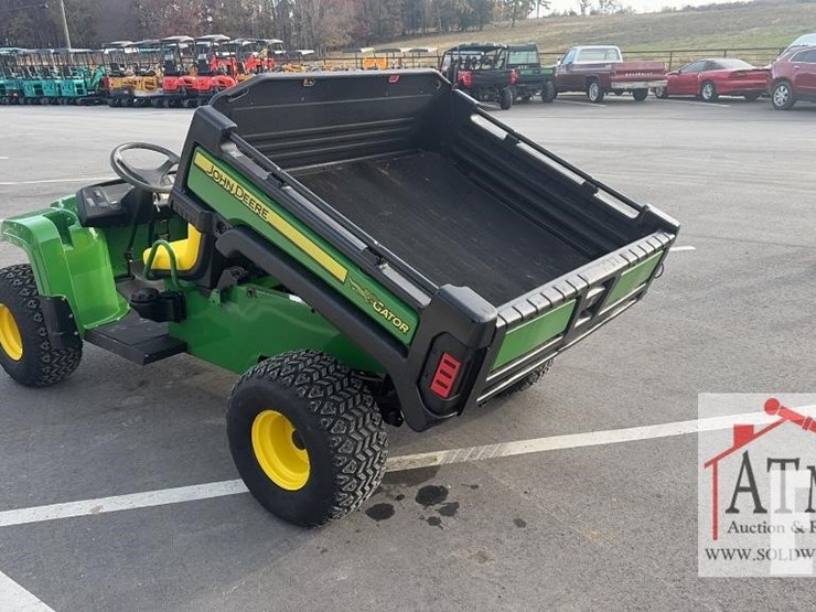 john-deere-gator-image-5