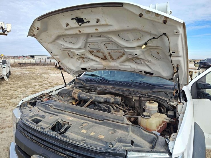 2018-ford-f550-image-14