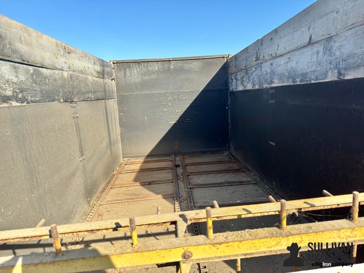 papec-14-forage-wagon-on-knowles-running-gear-image-18