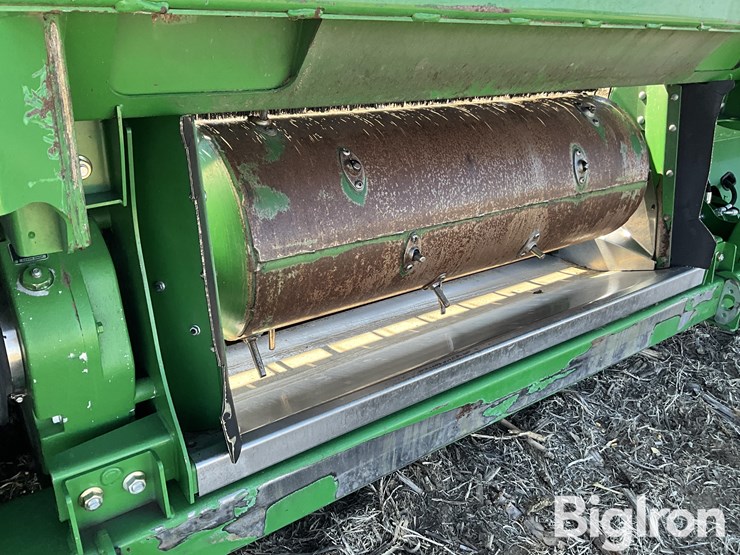 2012-john-deere-635fd-image-9