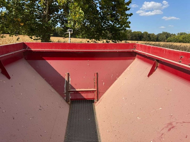 bbi-fertilizer-spreader-image-16